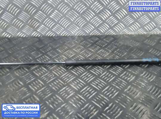 Амортизатор крышки багажника на Opel Mokka