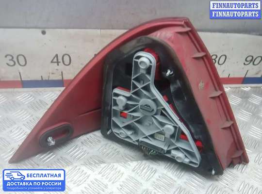 Фонарь задний на Mercedes-Benz C (W203)