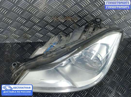Фара передняя на Mercedes-Benz C (W204)
