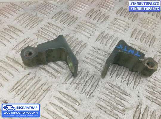 Петля двери на Skoda Octavia (5E, A7)