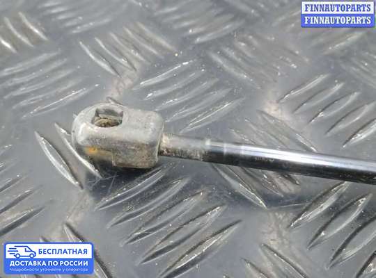 Амортизатор крышки багажника на Kia Ceed I (ED)
