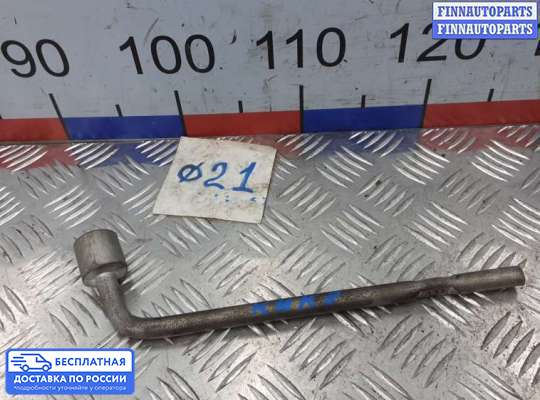 Ключ балонный на Mazda CX-7