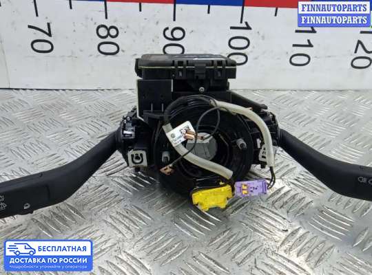 Подрулевой переключатель на Volkswagen Golf V (1K)
