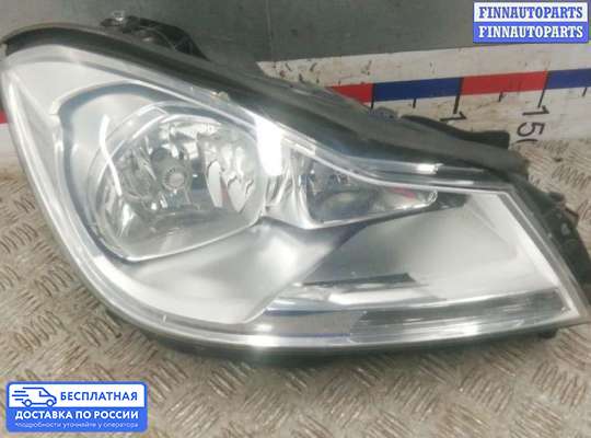 Фара передняя на Mercedes-Benz C (W204)
