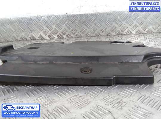 Крышка ДВС (декоративная) на Toyota RAV4 II (XA20)