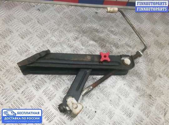 Домкрат на Mitsubishi L200 (KA, KB)