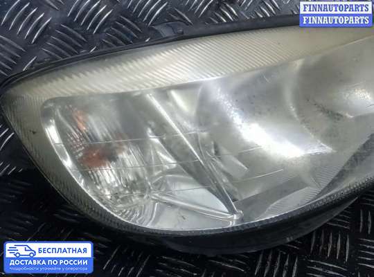 Фара передняя на Opel Zafira A