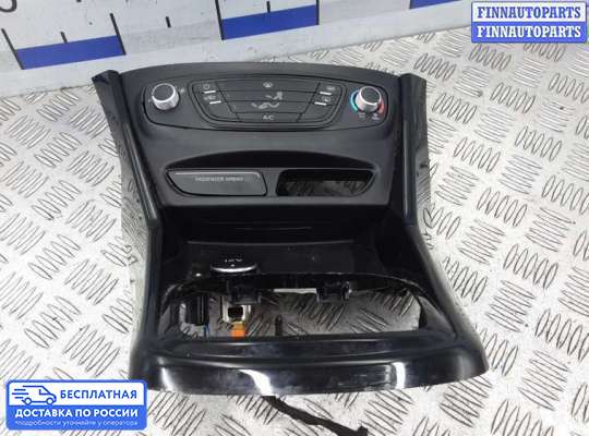 Блок управления печкой на Ford B-Max
