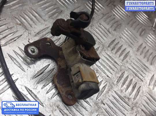 Датчик дорожного просвета на Mercedes-Benz C (W204)