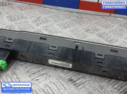 Кнопка аварийной остановки на Range Rover Sport I (L320)