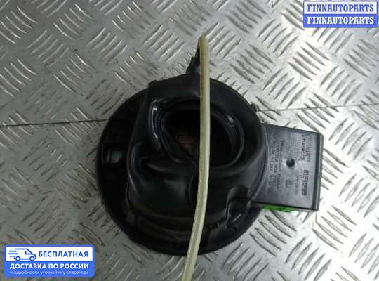 Лючок бензобака на Skoda Yeti (5L)