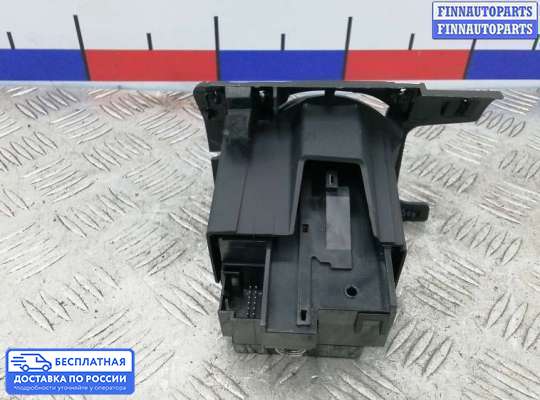 Замок зажигания с ключом на Volkswagen Passat B7 (36)