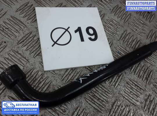 Ключ балонный на Ford Kuga I