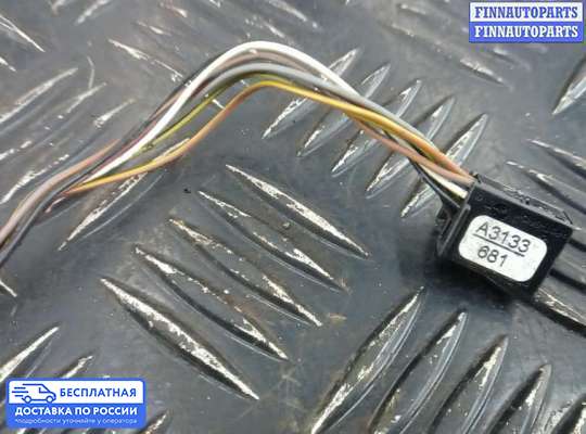 Зеркало боковое на Mercedes-Benz C (W203)