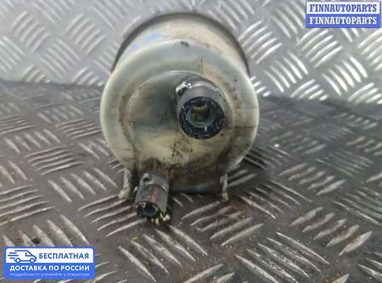 Бачок гидроусилителя на Volkswagen Transporter T4