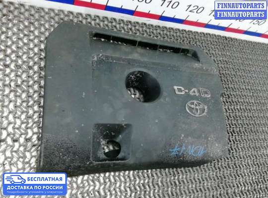 Крышка ДВС (декоративная) на Toyota RAV4 III (XA30)