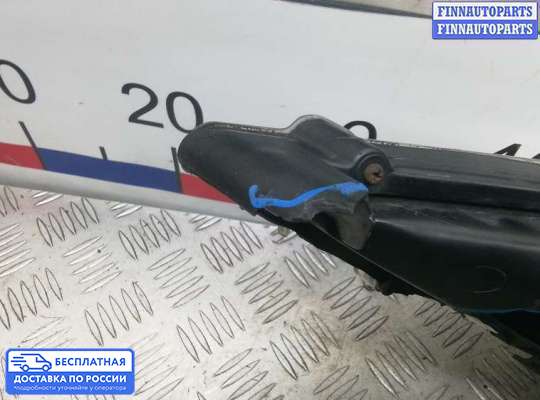 Фара передняя на Nissan Juke