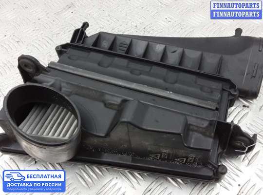 Корпус воздушного фильтра на Mercedes-Benz E (W211)