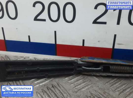 Поводок дворника на Renault Kangoo I (KC_)