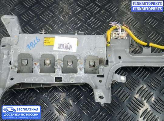 Подушка безопасности пассажира (AirBag) на Lexus RX II (XU30)