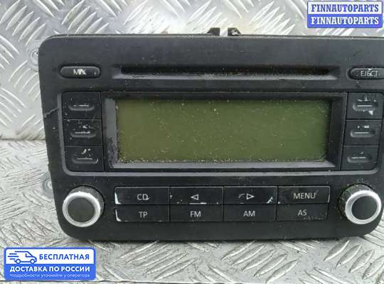 Магнитола на Volkswagen Golf Plus (5M1)