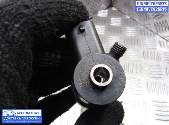Форсунка топливная на Opel Meriva B
