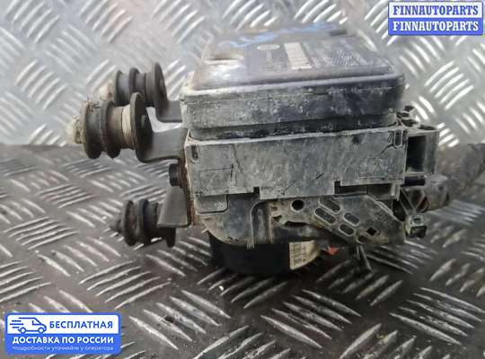Блок ABS на Volkswagen Caddy III (2K)