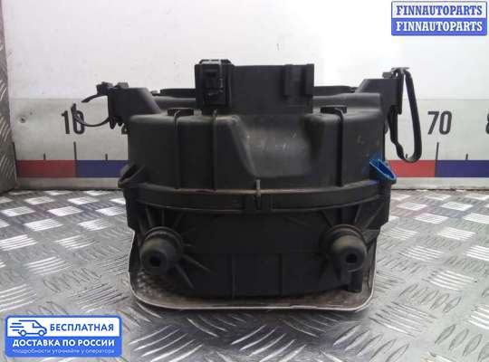 Корпус воздушного фильтра на Mercedes-Benz GLK (X204)