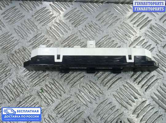 Дисплей бортового компьютера на Suzuki SX4