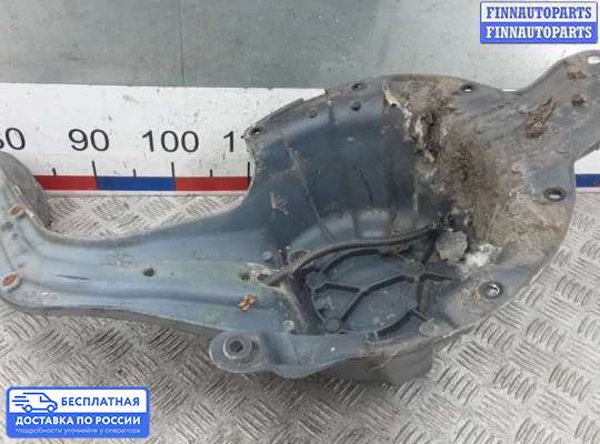 Кронштейн запасного колеса на Land Rover Freelander I