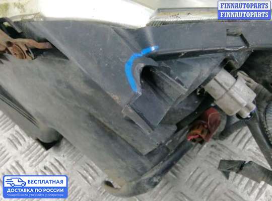 Фара передняя на Toyota Corolla Verso III (AR10)