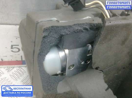 Сервопривод (электромоторчик) на Volkswagen Phaeton (3D)