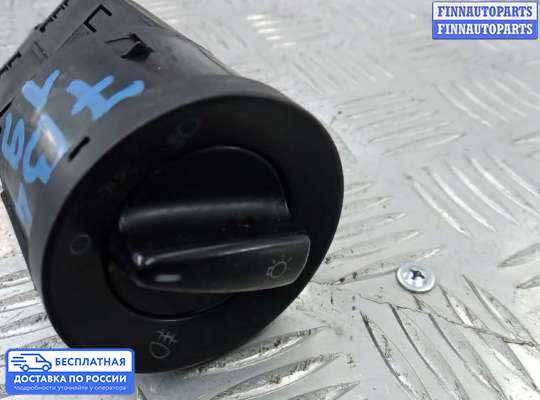 Переключатель света на Volkswagen Golf IV (1J)