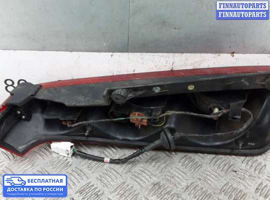 Фонарь задний на Nissan Note (E11)