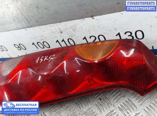 Фонарь задний на Nissan Note (E11)