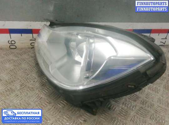 Фара передняя на Mercedes-Benz C (W204)