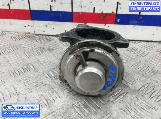 Клапан рециркуляции газов (EGR) на Volkswagen Passat B6 (3C)