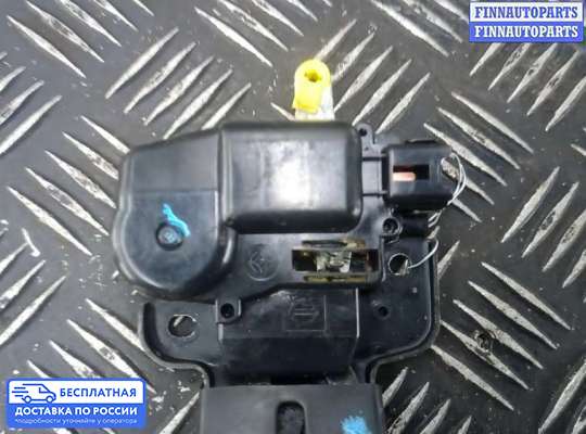 Замок багажника на Nissan Tiida I (C11)