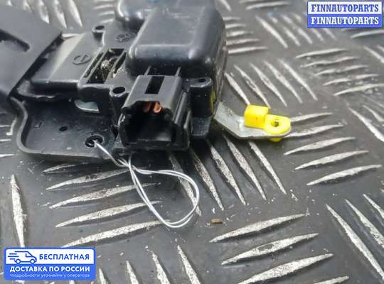 Замок багажника на Nissan Tiida I (C11)