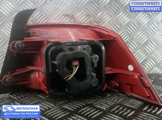 Фонарь задний на Volkswagen Passat B7 (36)