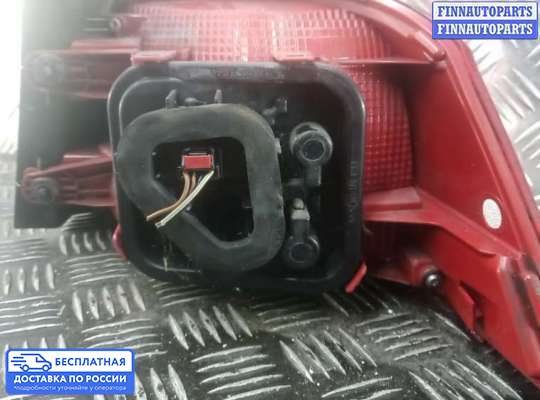 Фонарь задний на Volkswagen Passat B7 (36)