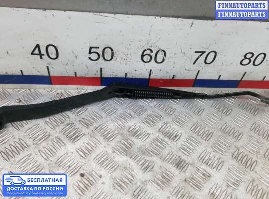 Поводок дворника на Toyota RAV4 II (XA20)