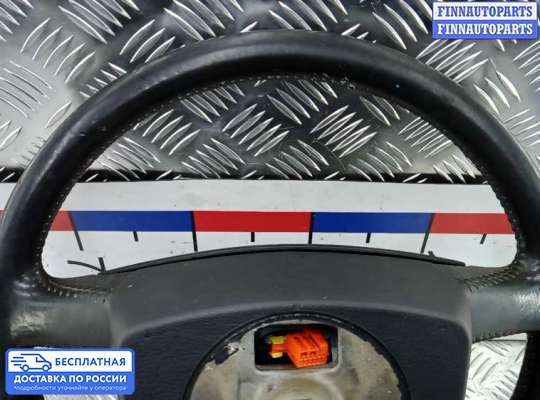 Подушка безопасности водителя (AirBag) на Volkswagen Touareg I (7L)