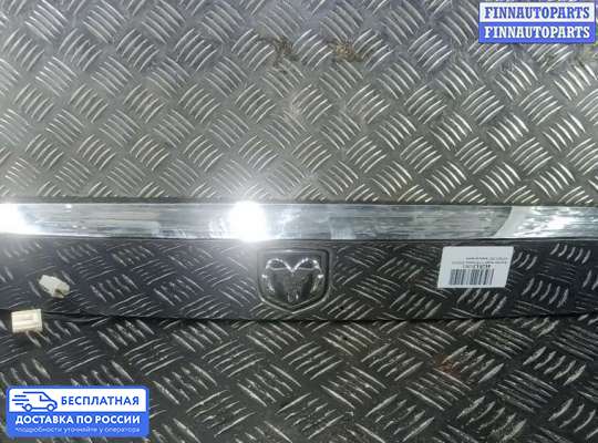 Ручка крышки багажника (задней двери) на Dodge Nitro
