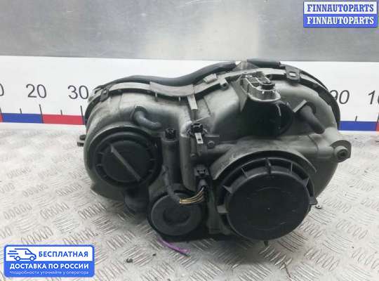 Фара передняя на Mercedes-Benz CLK (W209)