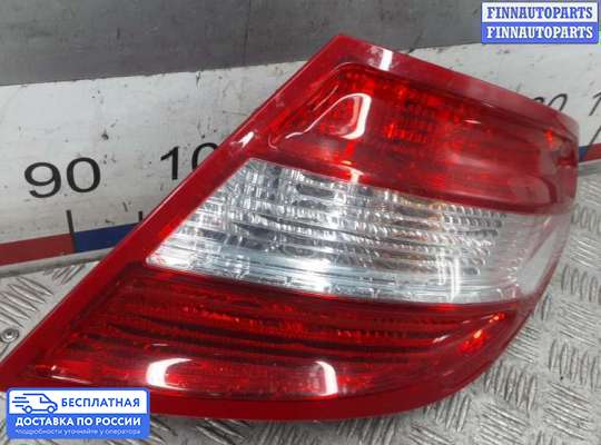 Фонарь задний на Mercedes-Benz C (W204)