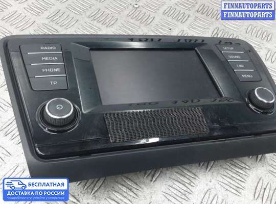 Дисплей бортового компьютера на Skoda Octavia (5E, A7)