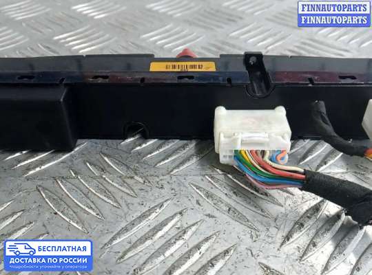 Кнопка аварийной остановки на Kia Ceed I (ED)