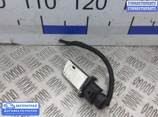 Датчик расхода воздуха (ДМРВ) на Volkswagen Phaeton (3D)