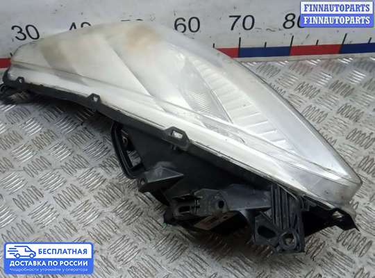 Фара передняя на Peugeot 508 I